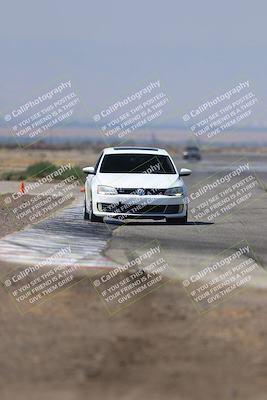 media/Sep-20-2025-Extreme Speed (Sat) [[1fcc23683c]]/Blue (Low Intermediate)/Session 2 (Sunrise)/